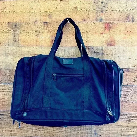 Tumi Vintage Expandable Boston Ballistic Large Duffle Carry On Bag - Picture 1 of 11